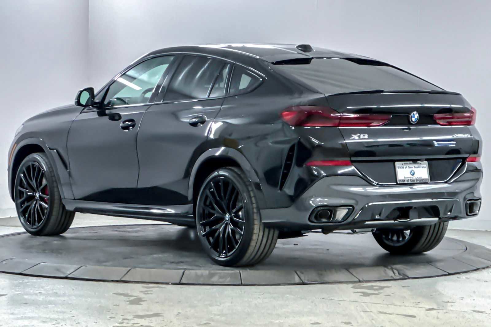New 2026 BMW X6 xDrive40i w/ Climate Comfort Package image 6