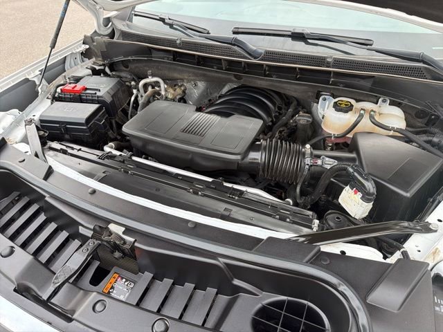 Used 2024 GMC Yukon SLT AWD/4WD image 29
