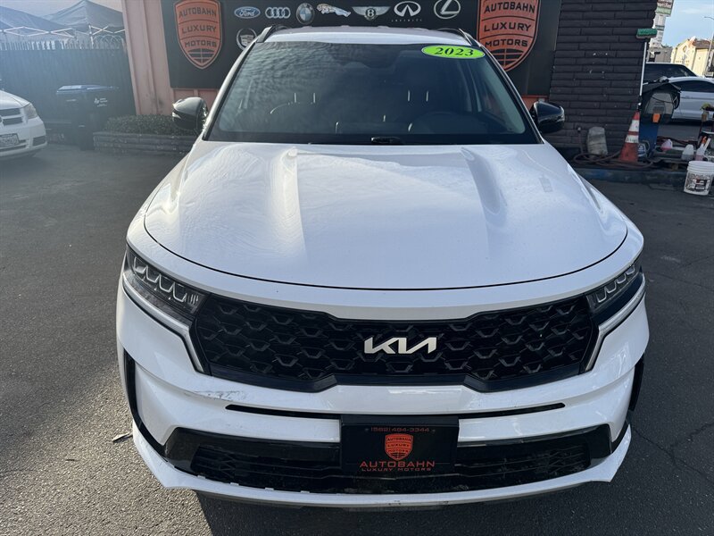 Used 2023 Kia Sorento S FWD image 2