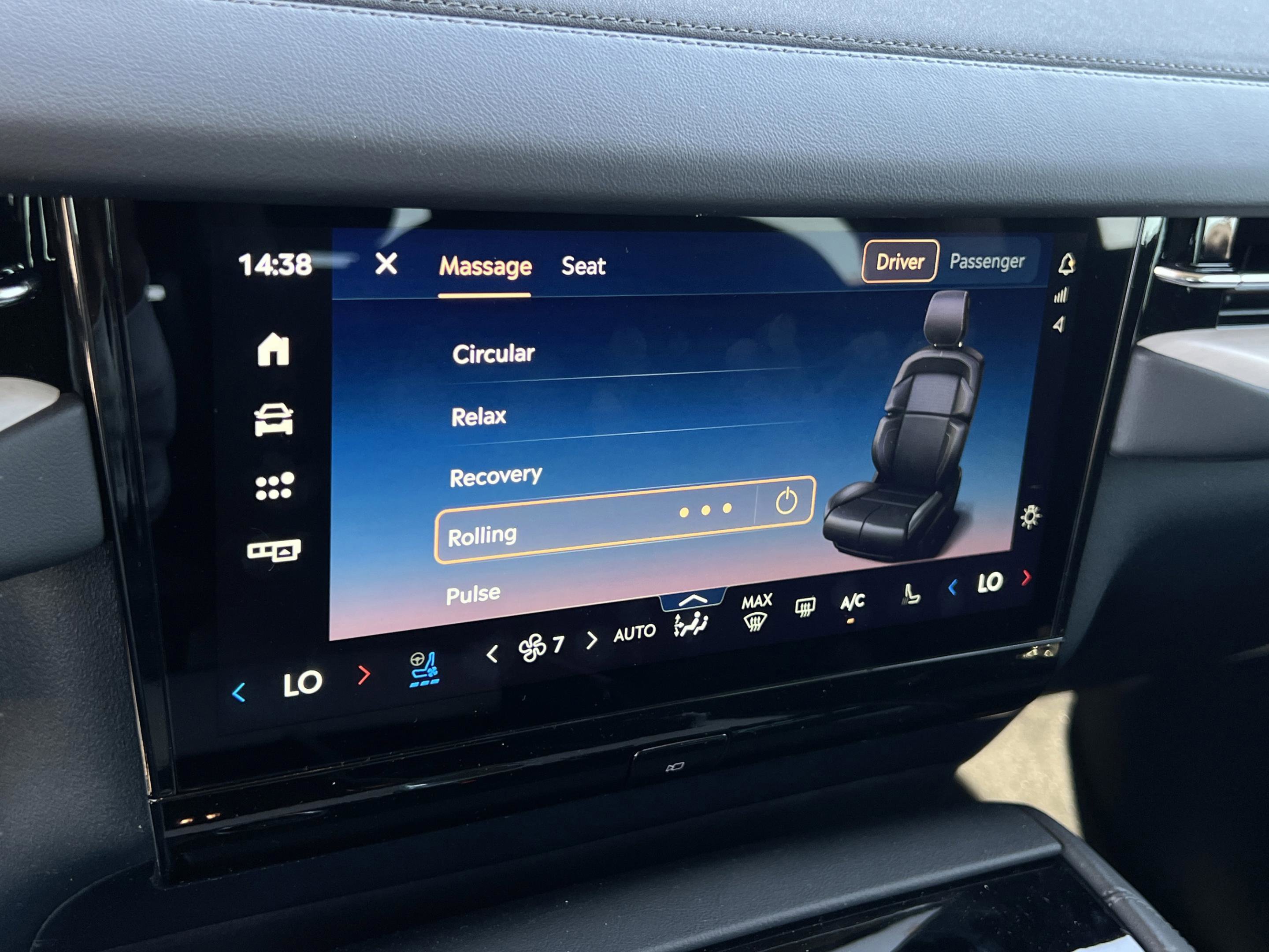 New 2025 Lincoln Navigator L Reserve AWD/4WD image 23