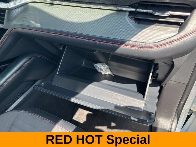 Used 2025 Ford Explorer ST-Line w/ ST-Line Street Pack AWD/4WD image 44