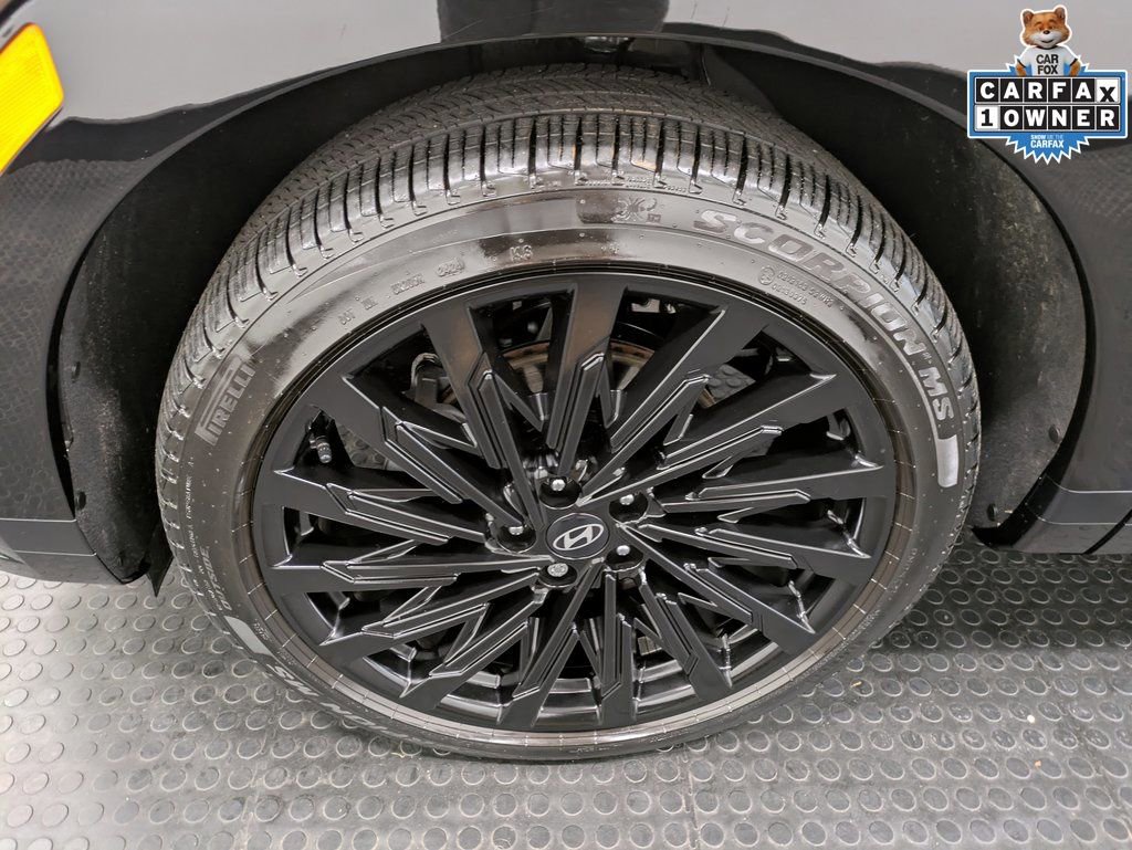 Used 2025 Hyundai Santa Fe Calligraphy image 8