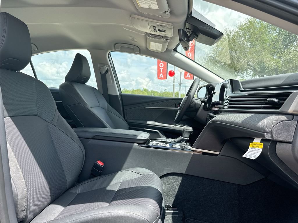 New 2026 Toyota Camry XLE FWD image 31