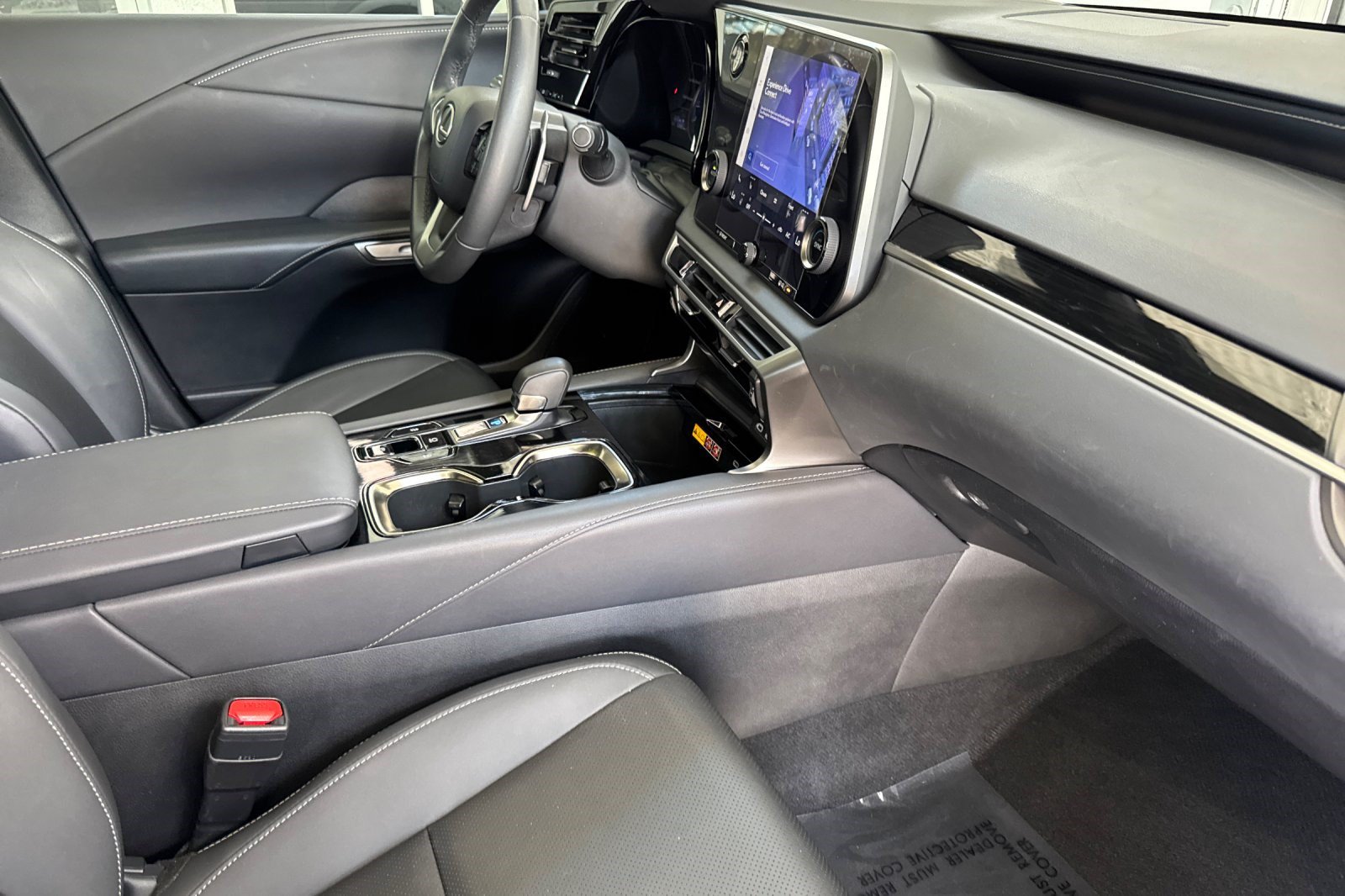 Certified 2024 Lexus RX 350 FWD w/ Technology Package image 20