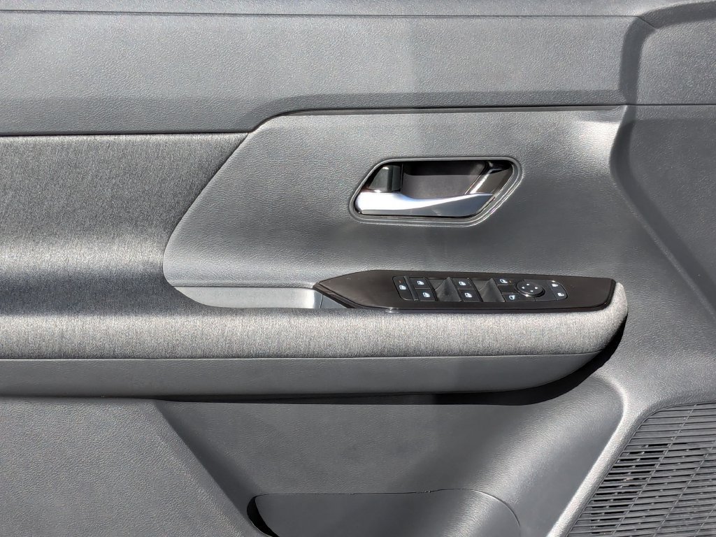 New 2026 Nissan Kicks SV w/ Cold Weather Package FWD image 11