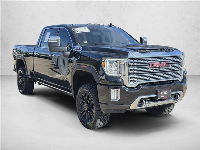 Used 2021 GMC Sierra 3500 Denali w/ Denali Black Diamond Edition image 3