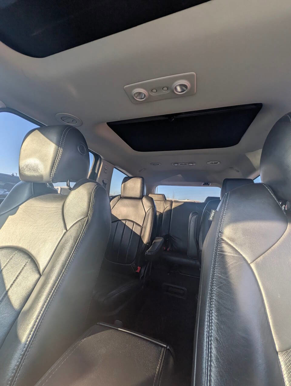 Used 2016 Chevrolet Traverse LTZ image 19