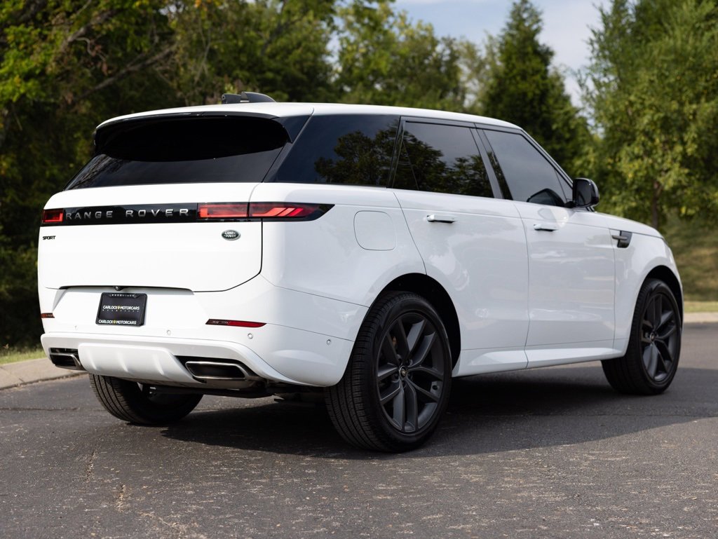 Used 2023 Land Rover Range Rover Sport SE Dynamic image 9