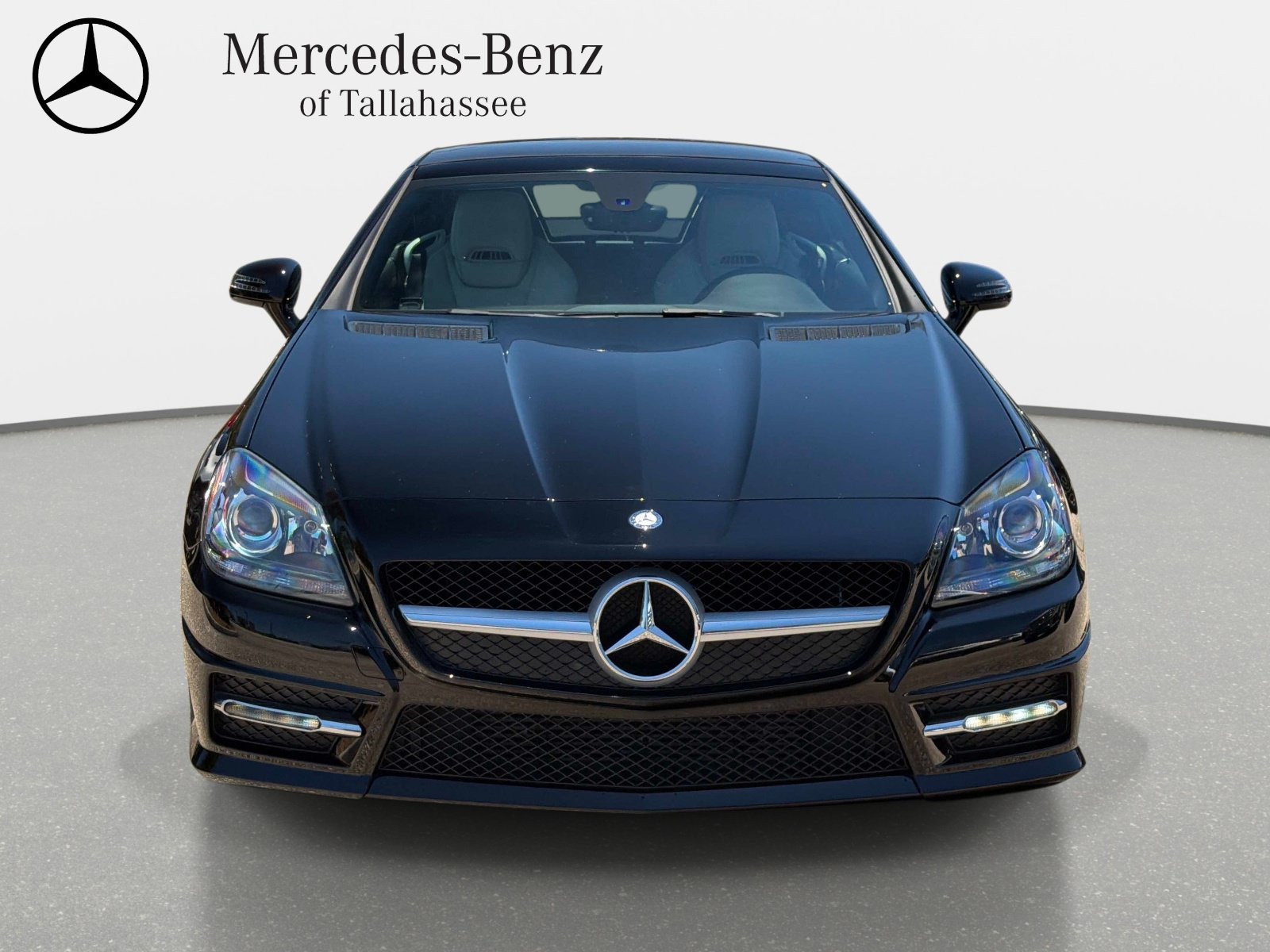 Used 2015 Mercedes-Benz SLK 250 image 2