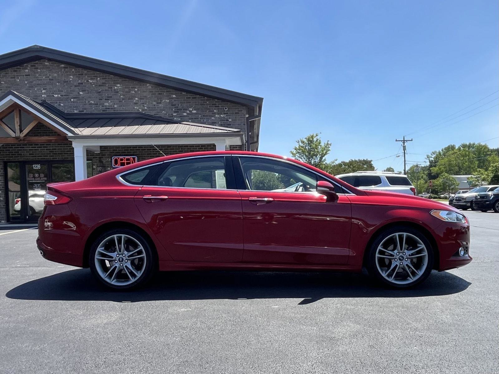 Used 2014 Ford Fusion Titanium FWD image 24