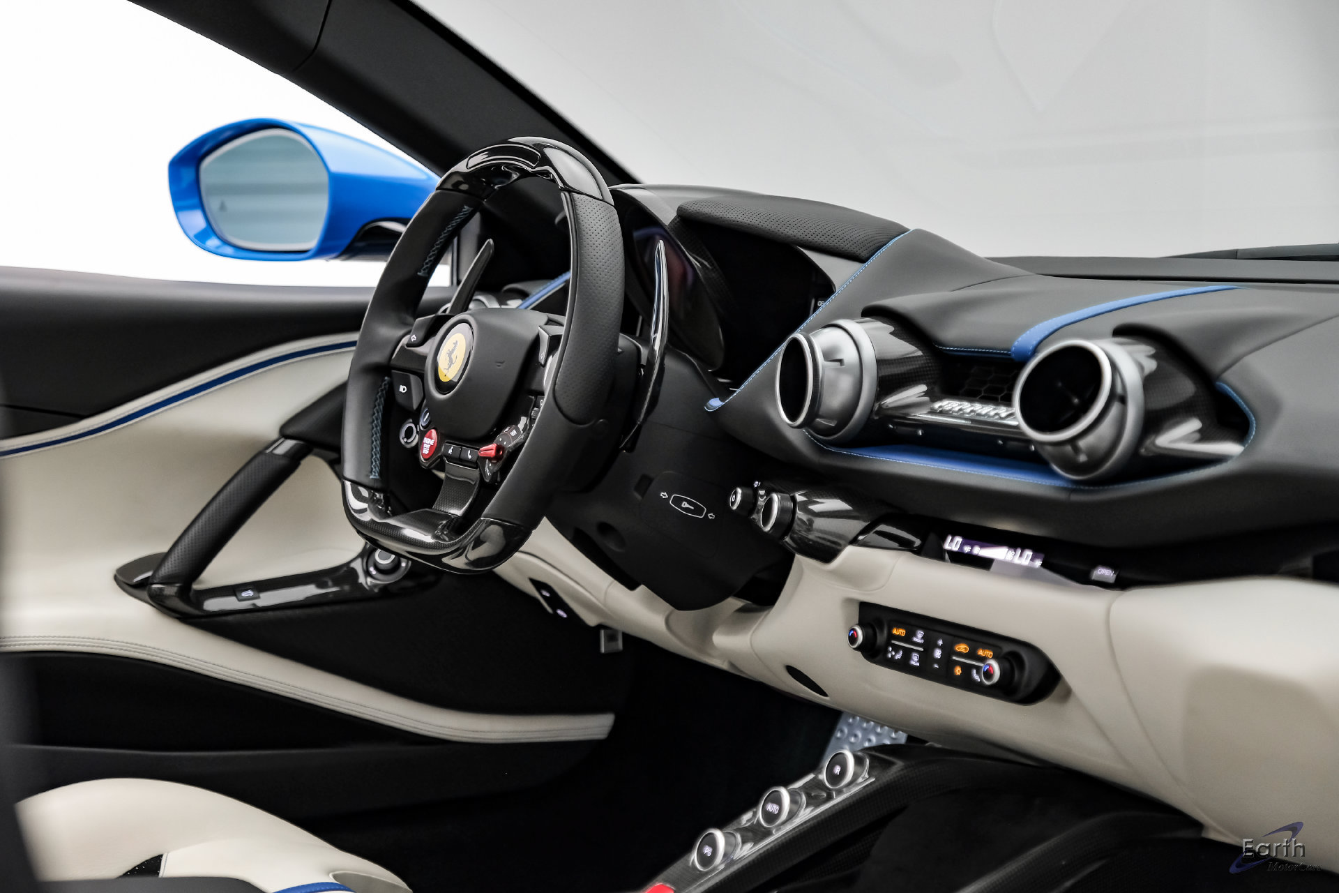 Used 2022 Ferrari 812 GTS RWD image 59