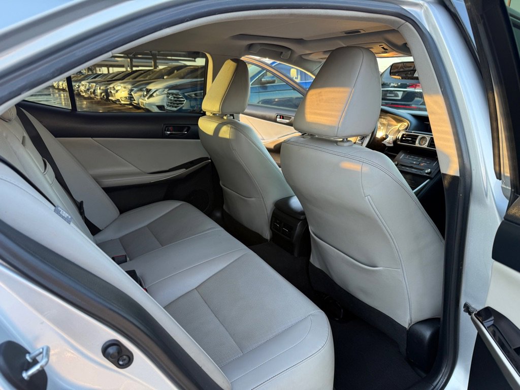 Used 2015 Lexus IS 250 AWD w/ Navigation System Package image 16