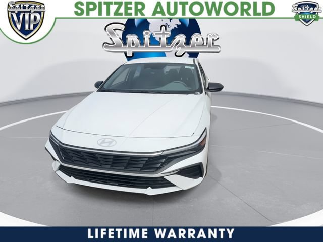 New 2026 Hyundai Elantra Sport FWD image 3