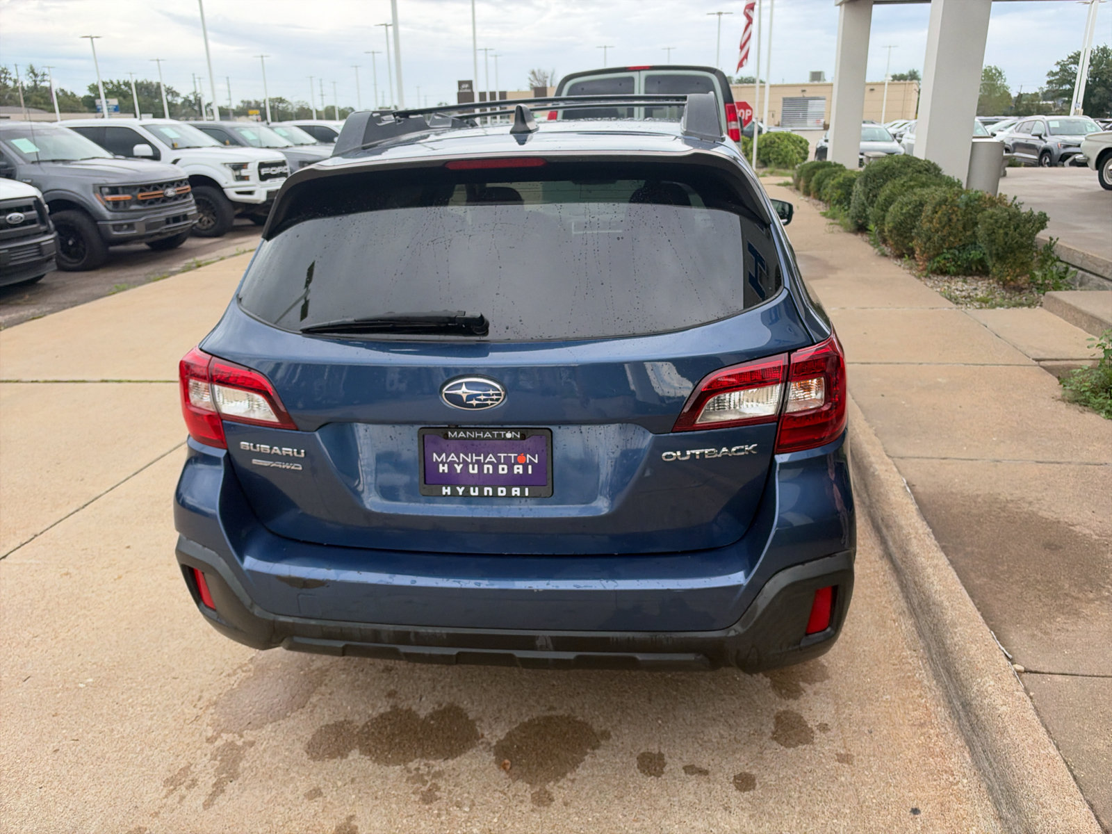 Used 2019 Subaru Outback 2.5i Premium AWD/4WD image 6