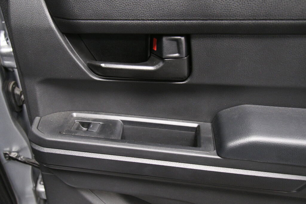 Used 2024 Toyota Tacoma SR5 image 23