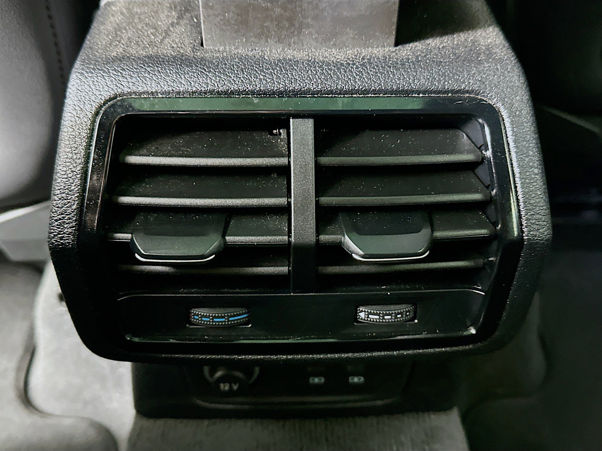 Used 2023 Audi Q3 2.0T Premium w/ Convenience Package image 26