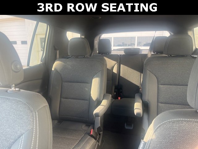 Used 2025 Chevrolet Traverse LT image 28