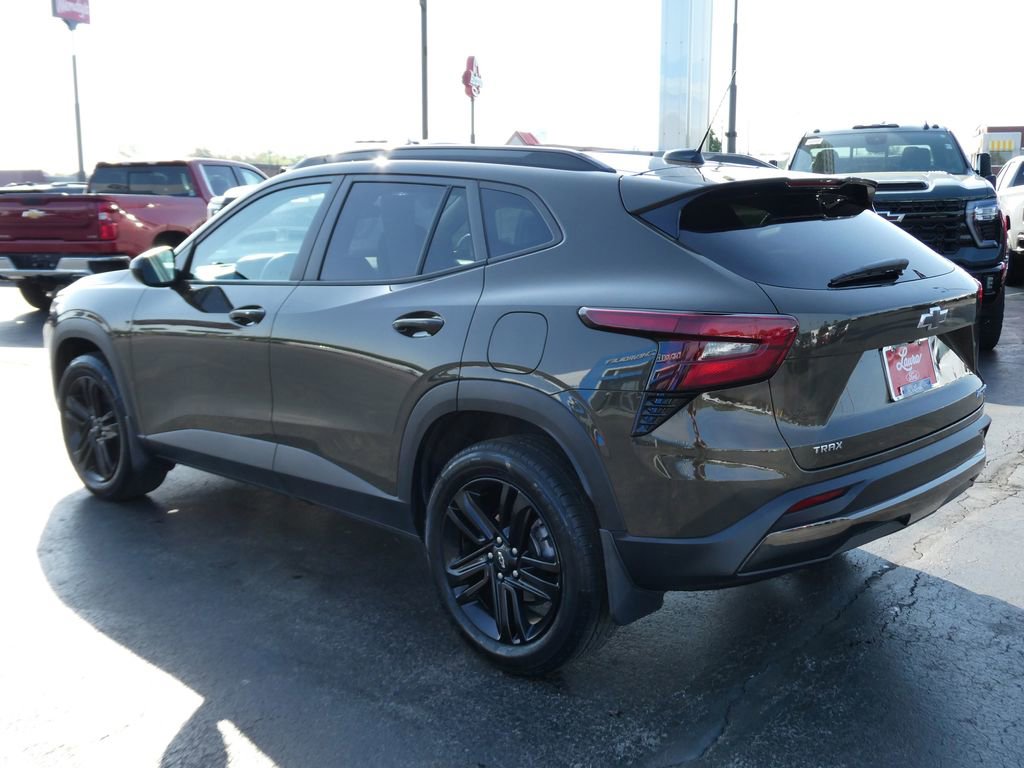 Certified 2024 Chevrolet Trax ACTIV w/ Driver Confidence Package FWD image 8