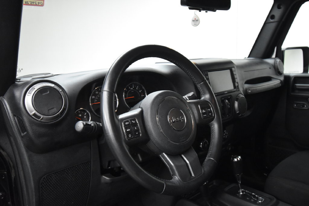 Used 2018 Jeep Wrangler Unlimited Sport AWD/4WD image 12