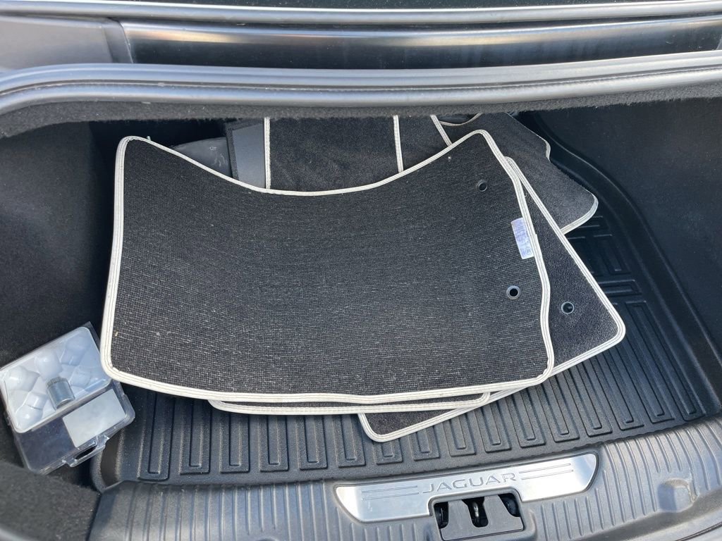 Used 2019 Jaguar XJ AWD image 24