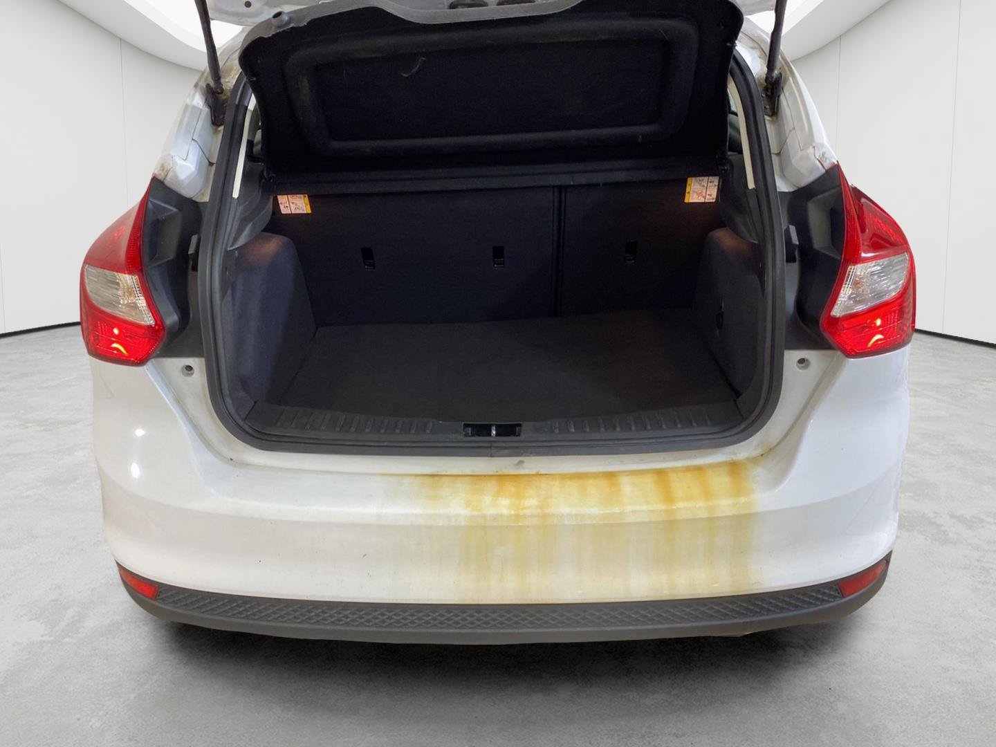 Used 2012 Ford Focus SEL FWD image 8