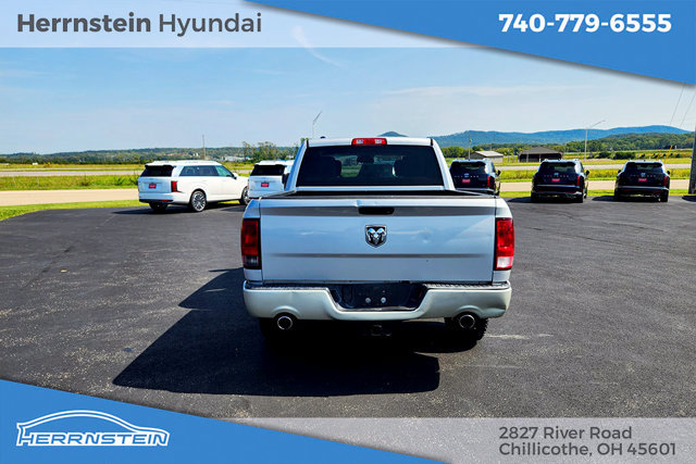 Used 2018 RAM 1500 Express RWD image 21
