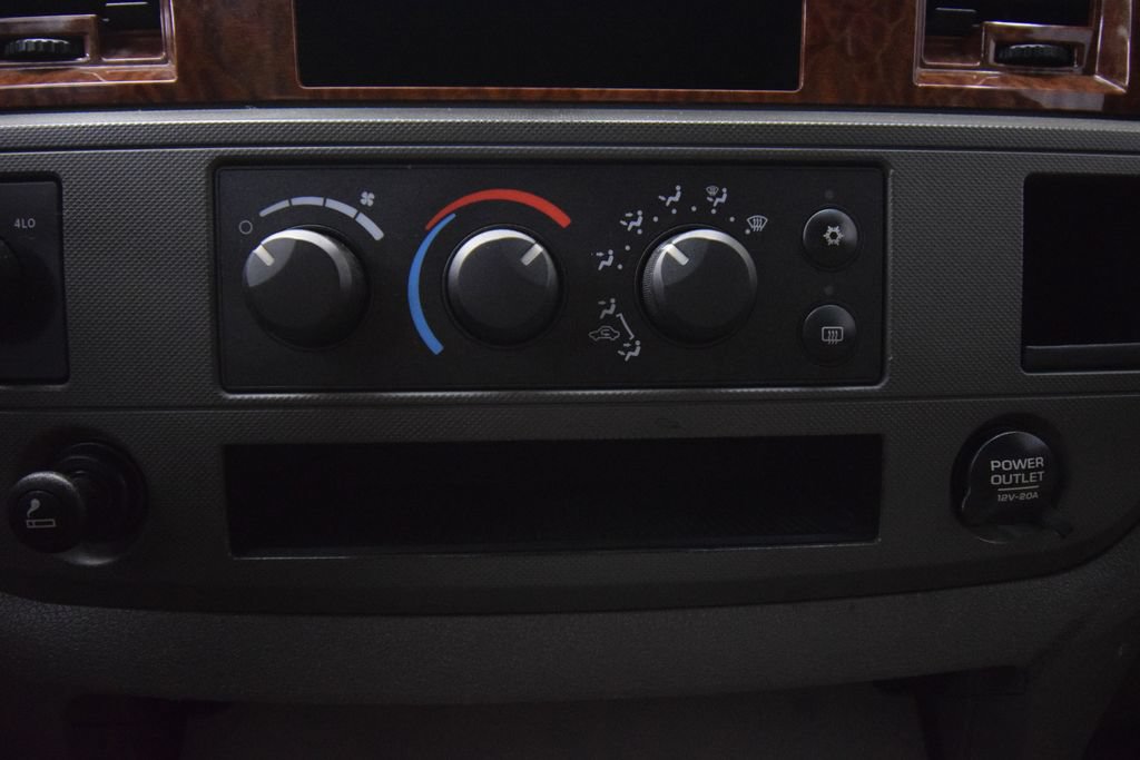 Used 2006 Dodge Ram 1500 Truck SLT AWD/4WD image 24