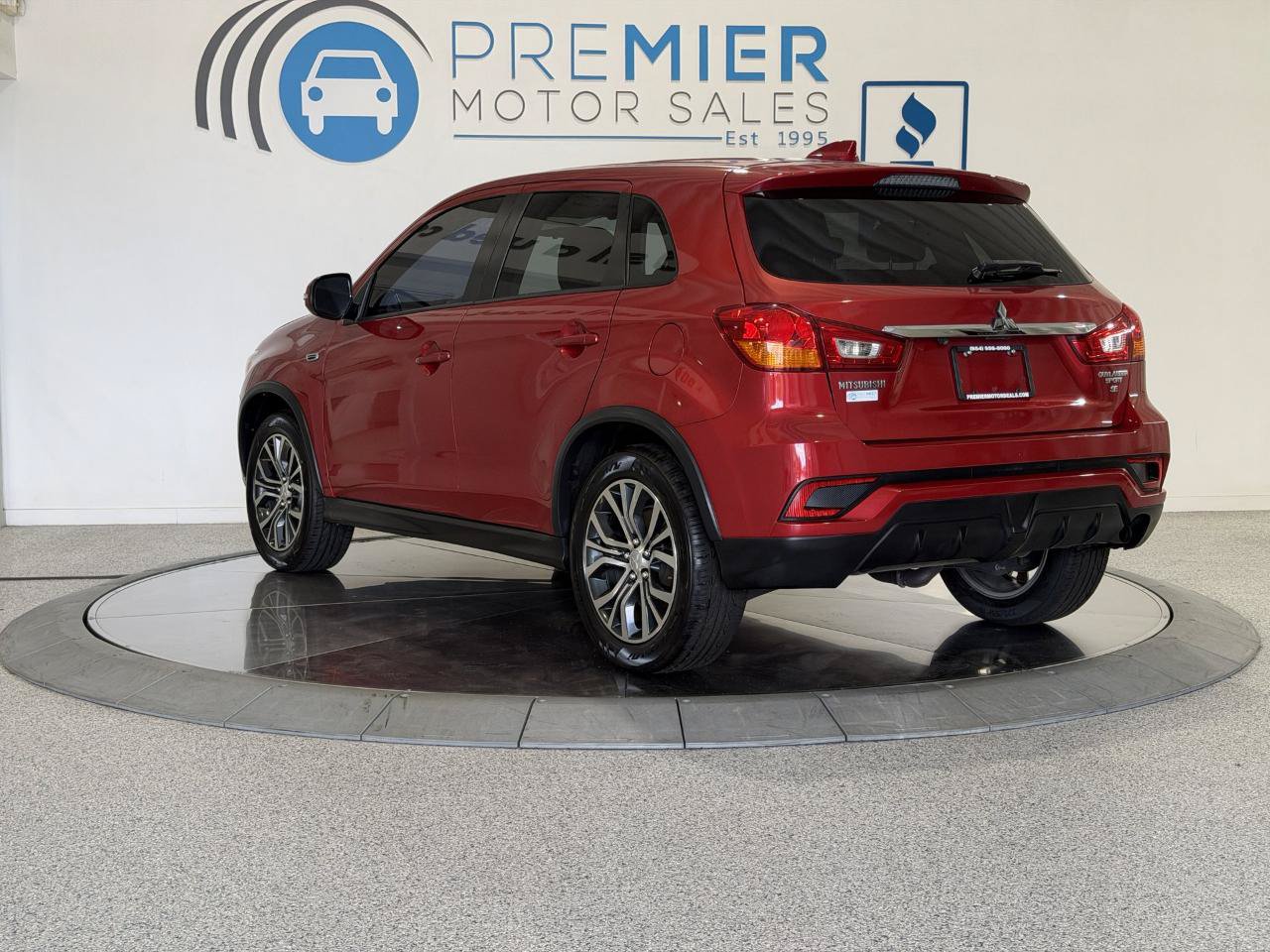 Used 2018 Mitsubishi Outlander Sport SE FWD image 3