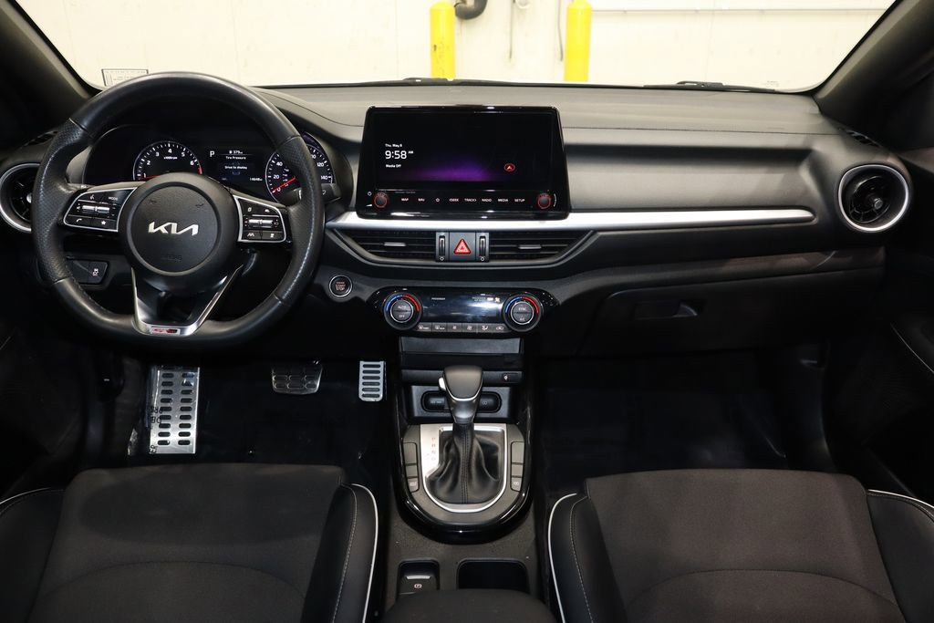 Used 2023 Kia Forte GT-Line w/ GT-Line Premium Package image 29