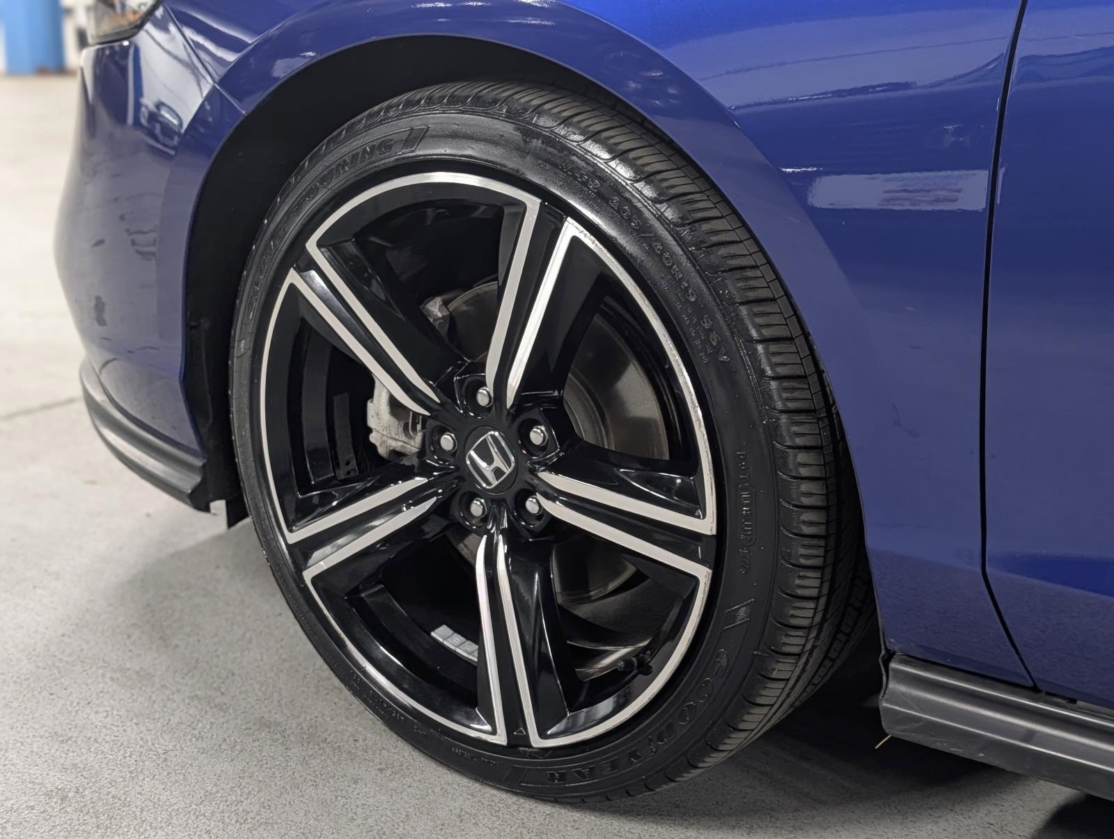 Used 2023 Honda Accord Sport image 11