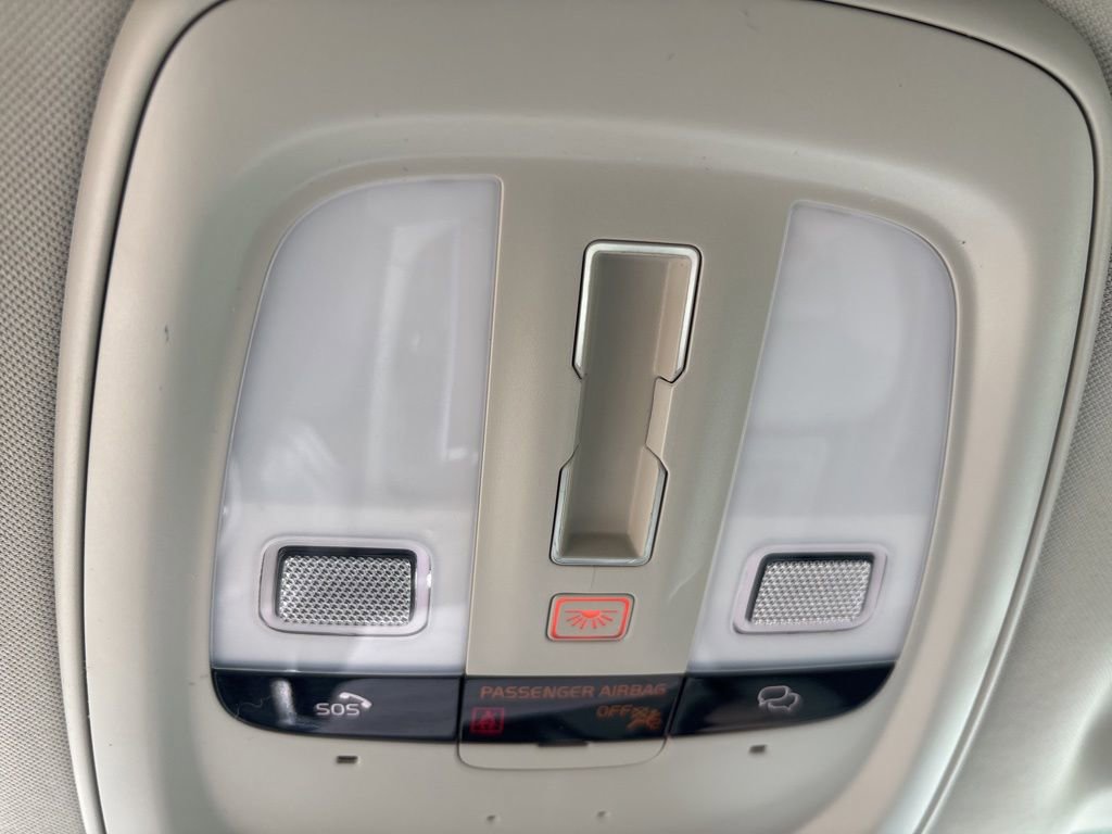 Certified 2023 Volvo XC90 B6 Plus w/ Protection Package Premier image 27