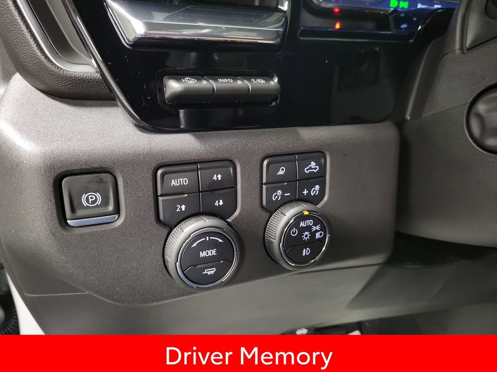 Used 2023 Chevrolet Silverado 1500 High Country w/ High Country Premium Package image 20