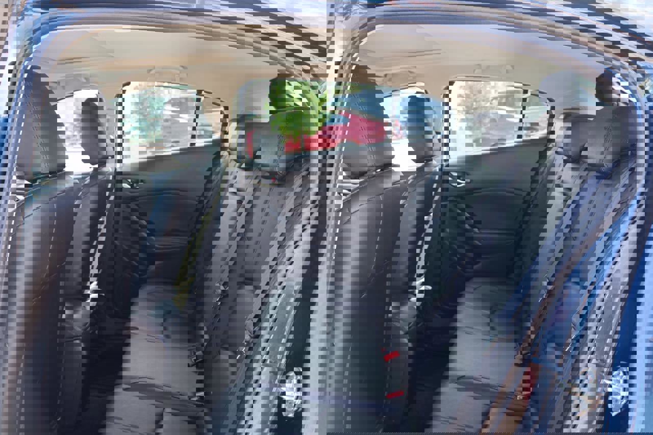 Used 2018 MAZDA MAZDA3 Touring image 21