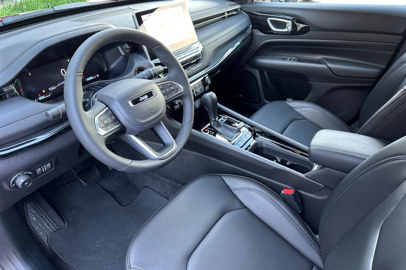 New 2026 Jeep Compass Limited w/ Sun, Sound & Navigation Group image 12