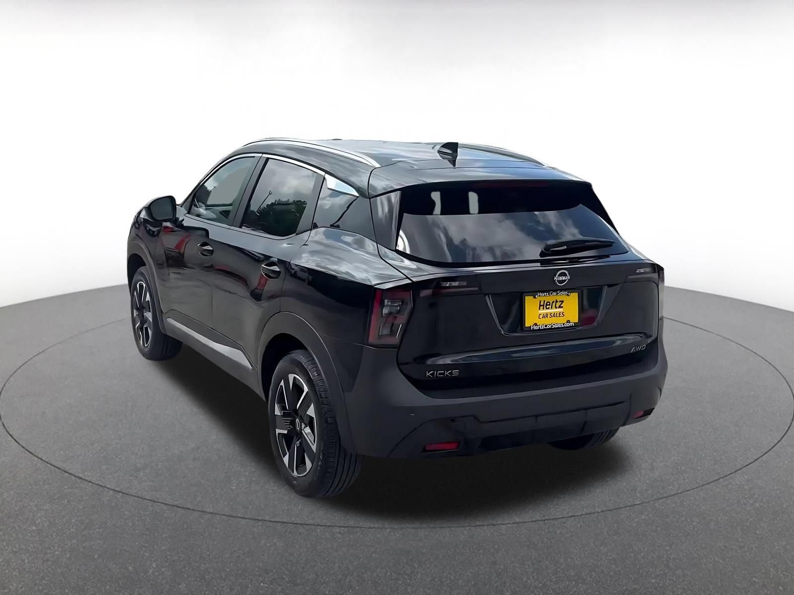 Used 2026 Nissan Kicks SV w/ Cold Weather Package AWD/4WD image 9