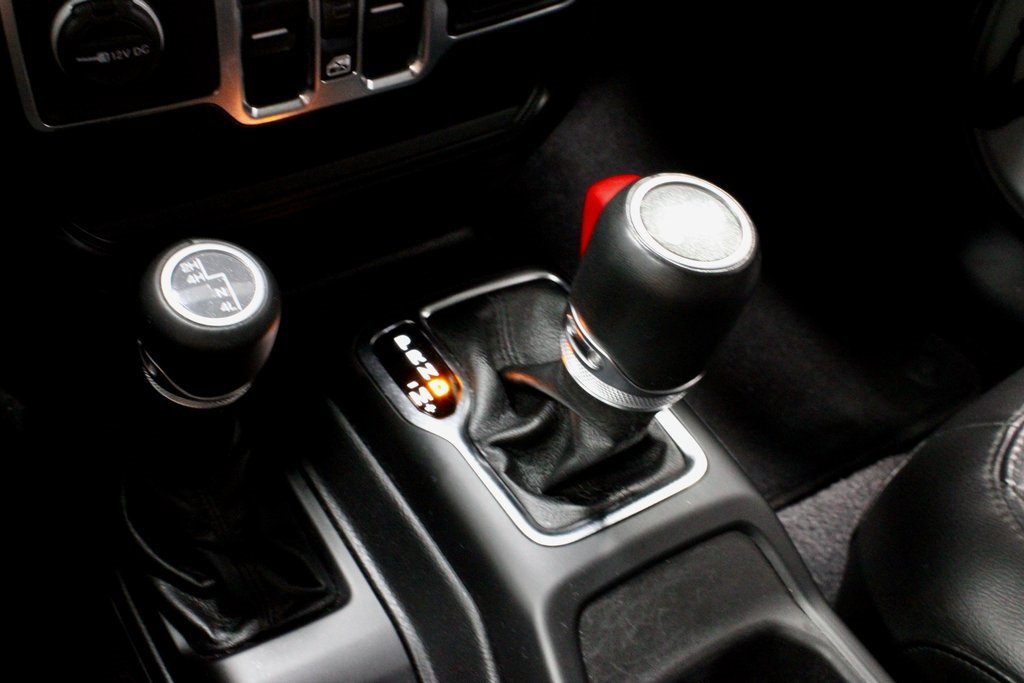 Used 2021 Jeep Wrangler Unlimited Sahara image 29