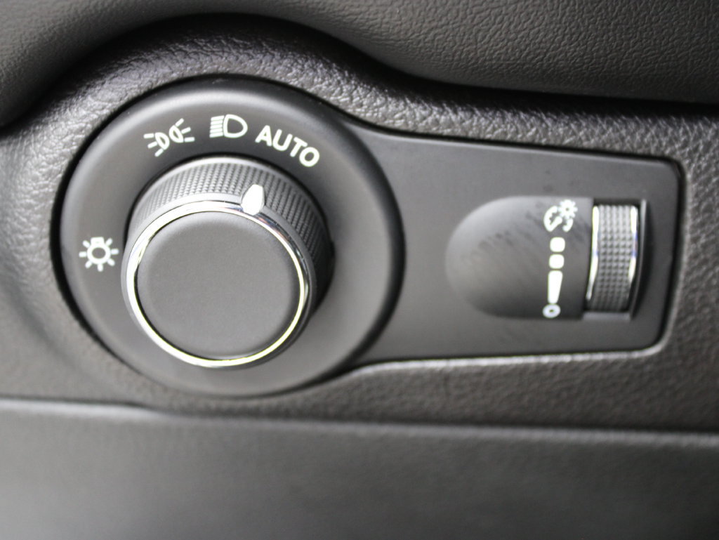 Used 2025 Dodge Durango R/T AWD/4WD image 52