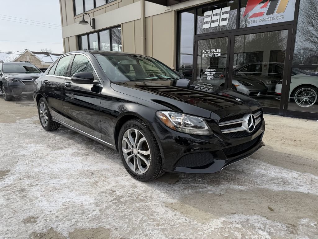 Used 2016 Mercedes-Benz C 300 4MATIC Sedan image 3