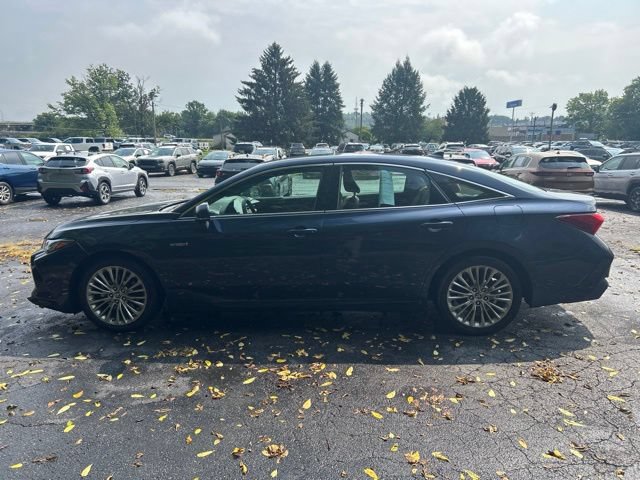 Used 2019 Toyota Avalon Limited w/ Advanced Safety Package FWD image 8