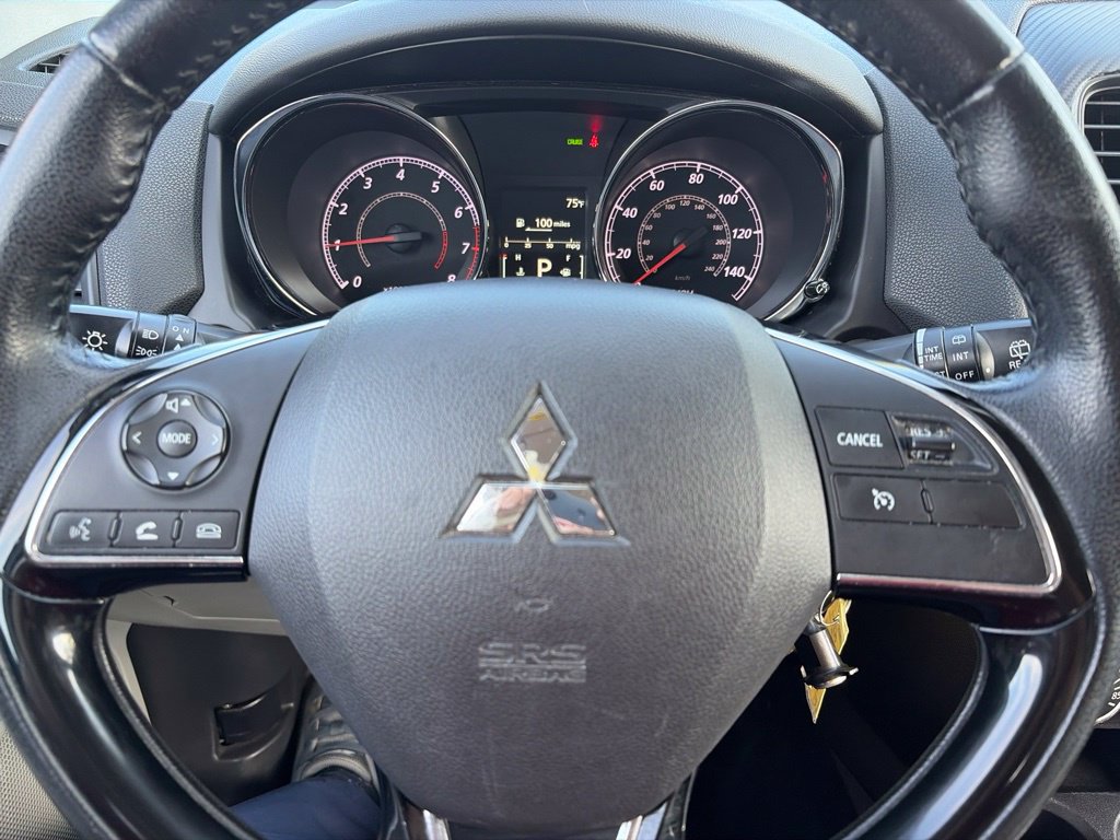 Used 2017 Mitsubishi Outlander Sport ES FWD image 17