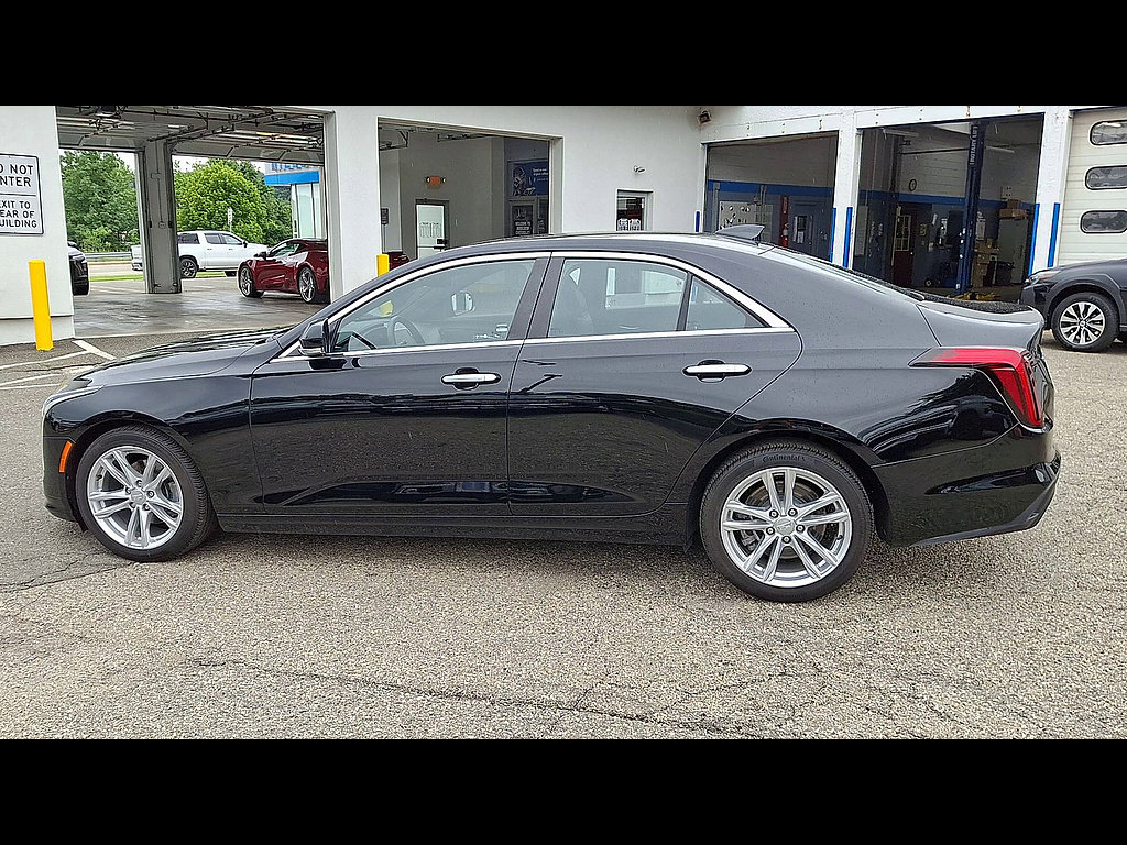 Certified 2024 Cadillac CT4 Luxury RWD image 5