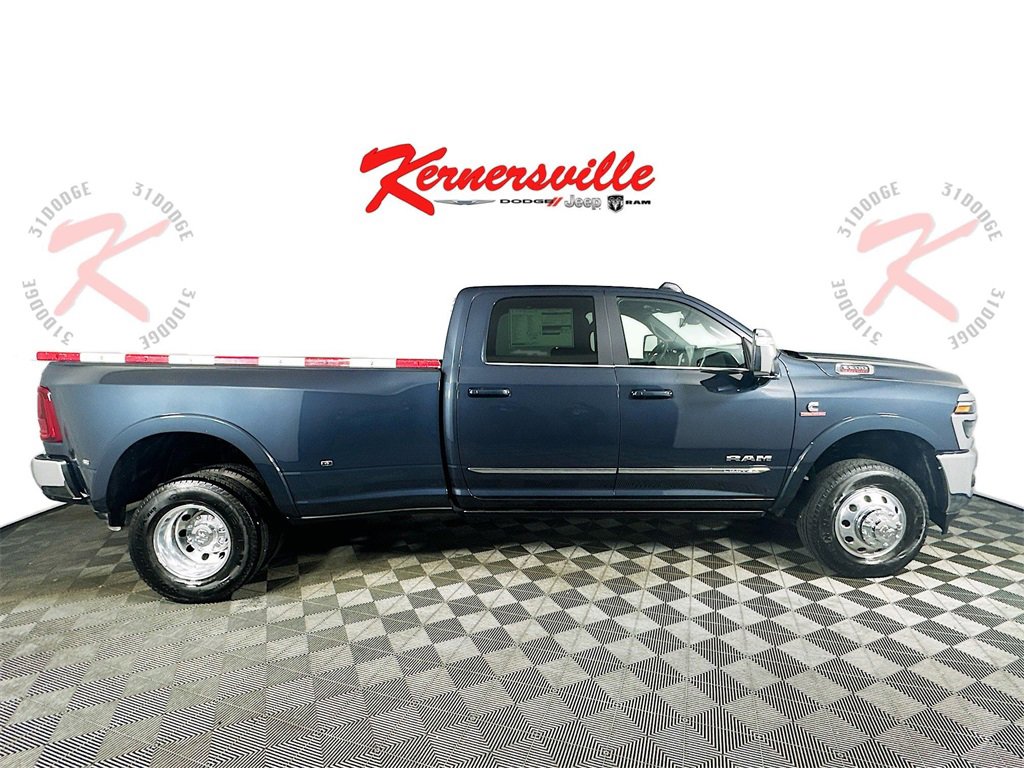New 2025 RAM 3500 Limited image 8