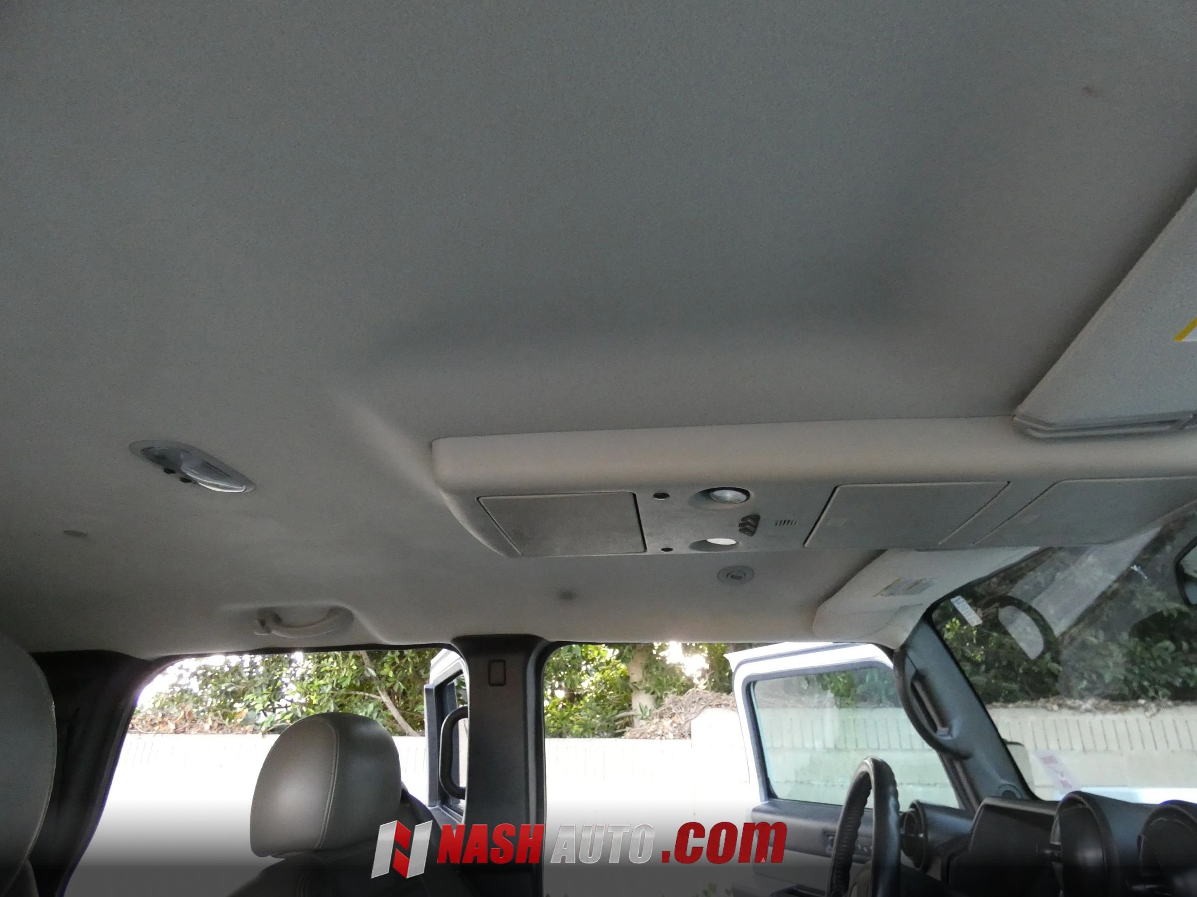 Used 2005 HUMMER H2 w/ Preferred Equipment Group AWD/4WD image 26