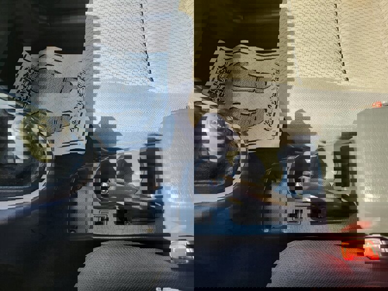 Used 2006 Toyota Matrix XR image 13