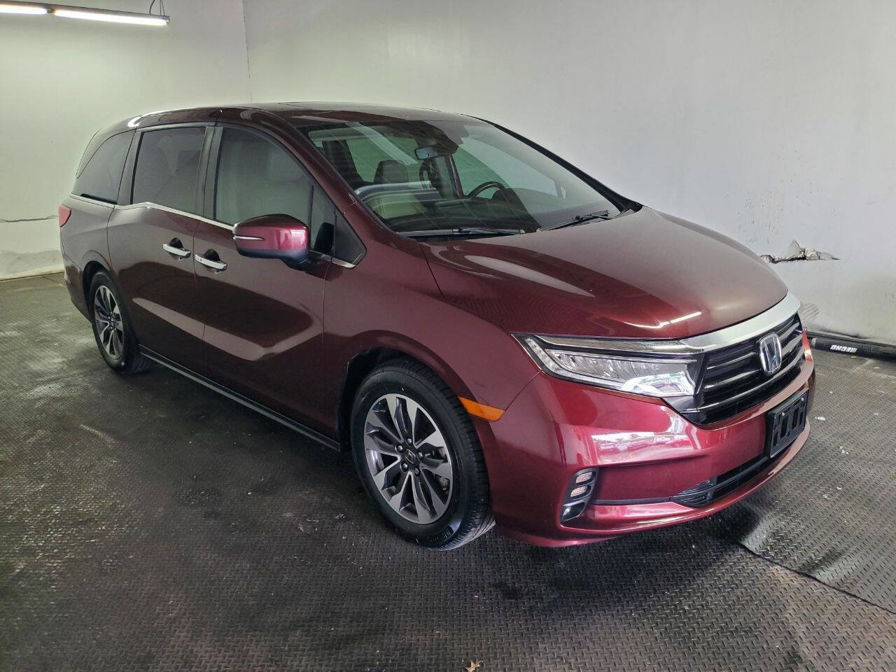 Used 2021 Honda Odyssey EX-L image 3