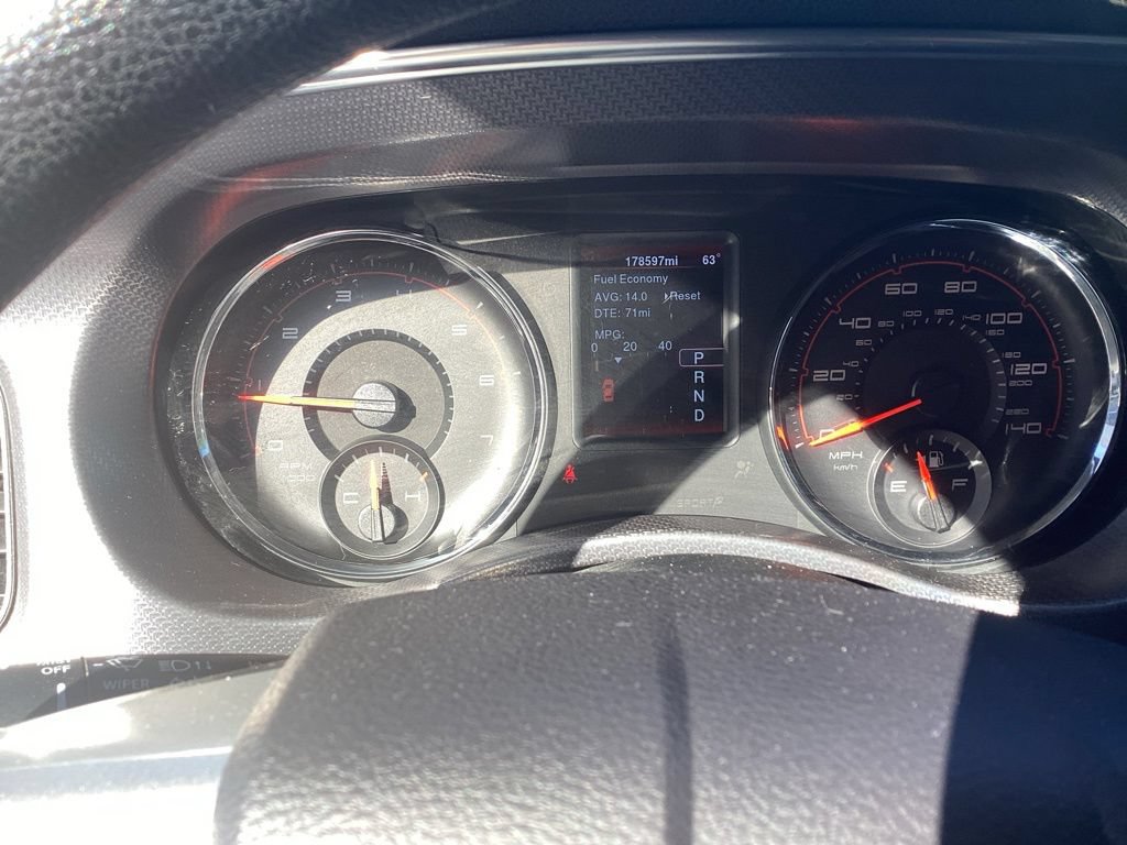 Used 2014 Dodge Charger SE RWD image 13