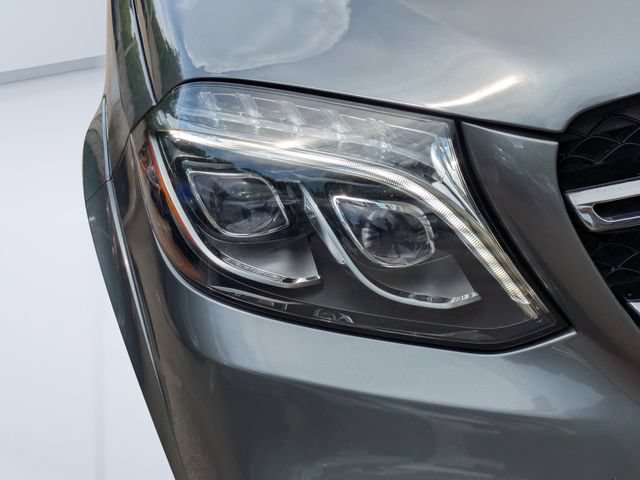 Used 2017 Mercedes-Benz GLS 550 4MATIC image 9