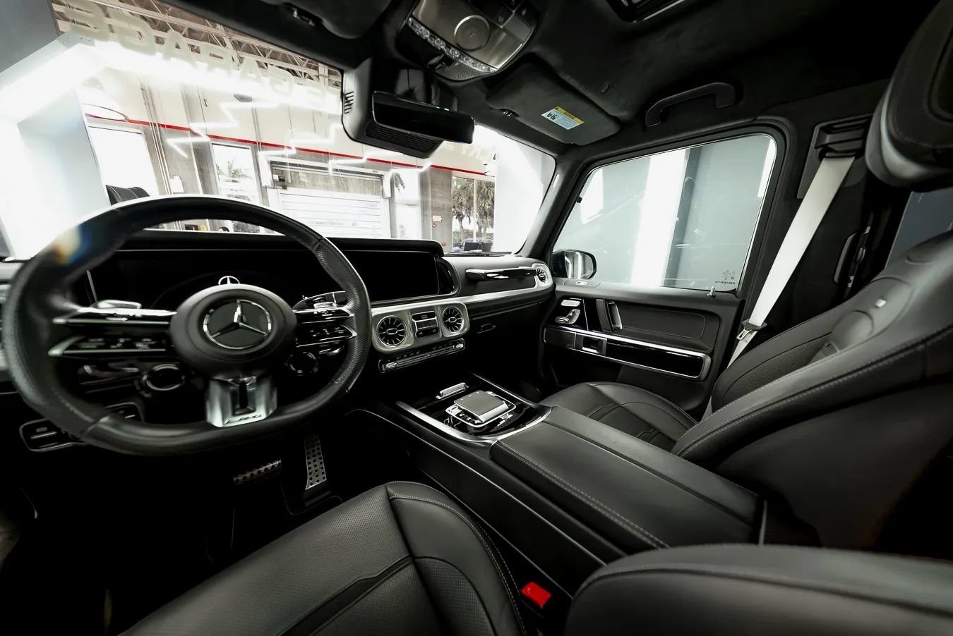 Used 2025 Mercedes-Benz G 63 AMG 4MATIC image 13