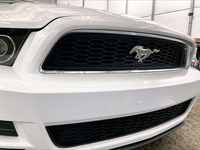 Used 2014 Ford Mustang Premium RWD image 29