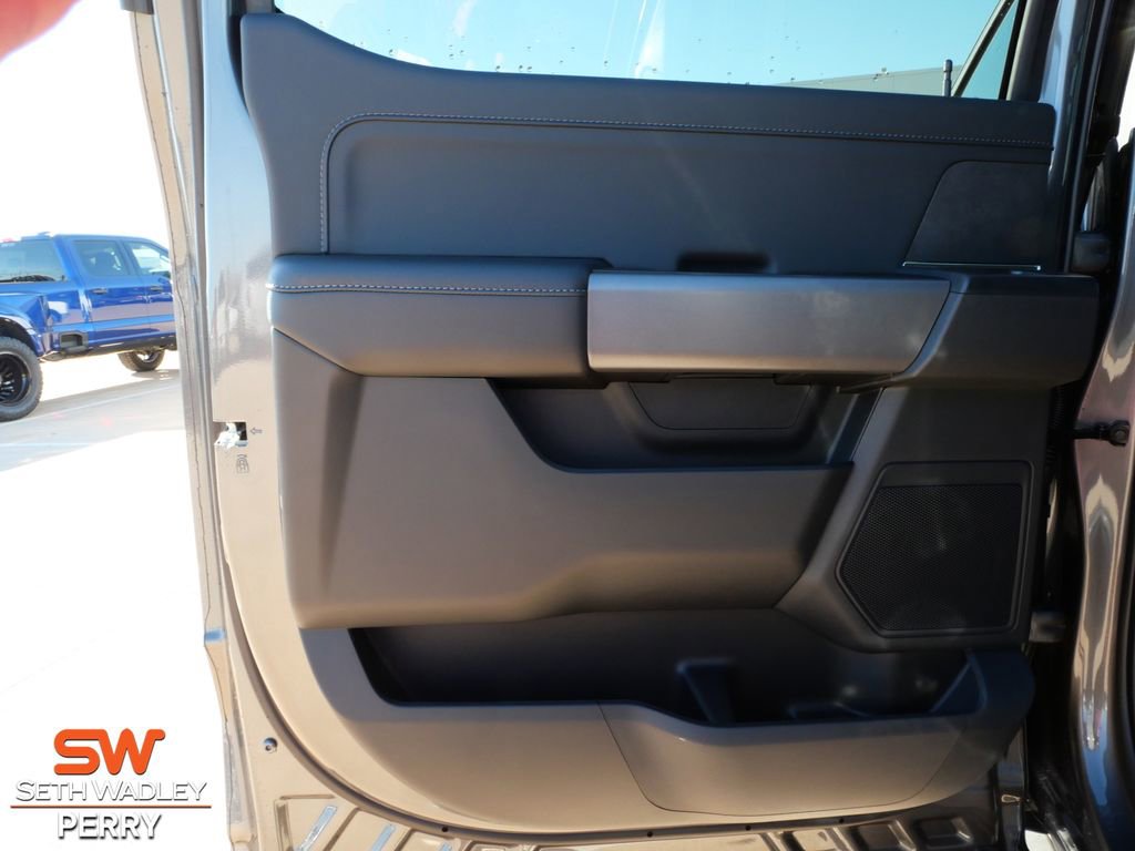 New 2026 Ford F150 XLT w/ XLT Black Appearance Package image 20